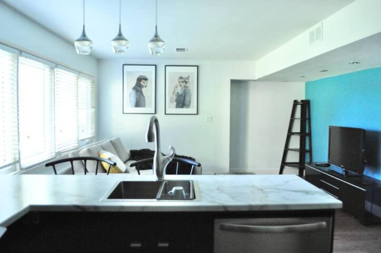Cozy 1 Bd Suite Centrally Located North Vancouver Zewnętrze zdjęcie